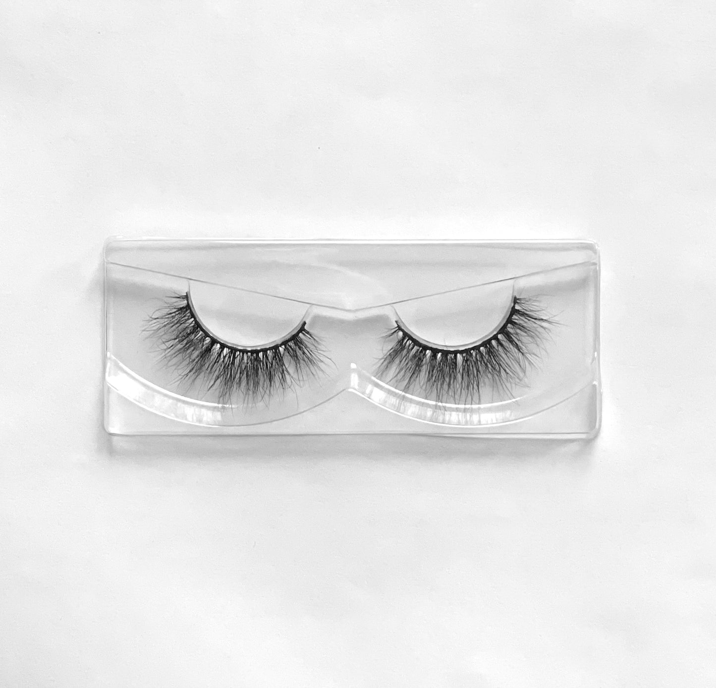 D320 Luxury Mink Eyelashes GG NATURAL WORLD