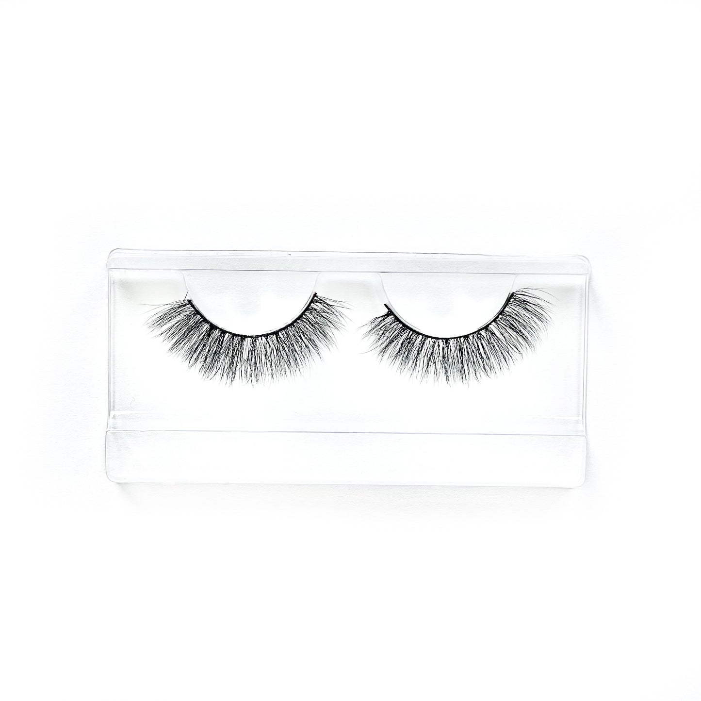 D017 Faux Synthetic Silk Eyelashes GG NATURAL WORLD