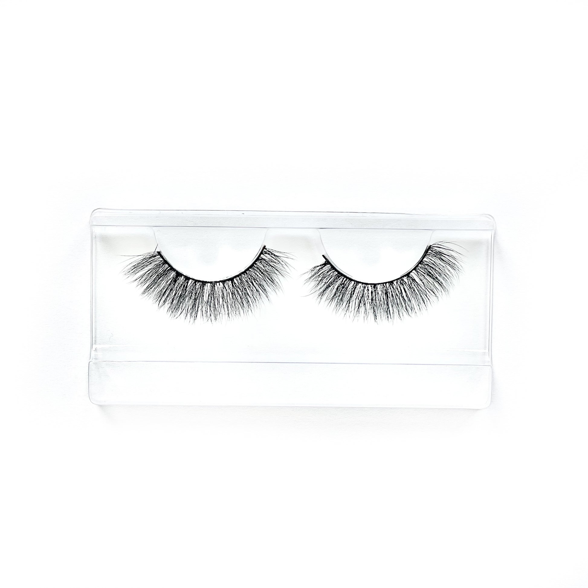 D017 Faux Synthetic Silk Eyelashes GG NATURAL WORLD